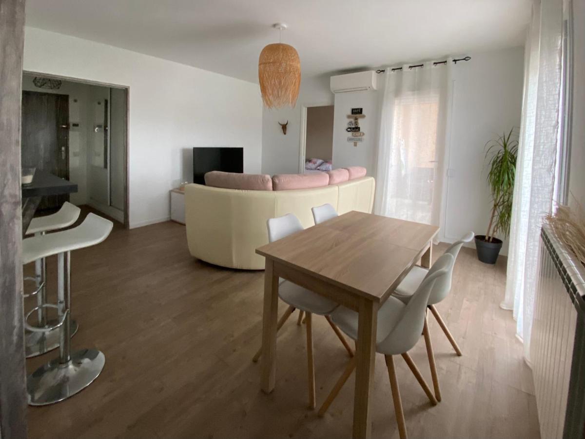 Appartement T2 Proche Centre Ville Istres Exterior foto